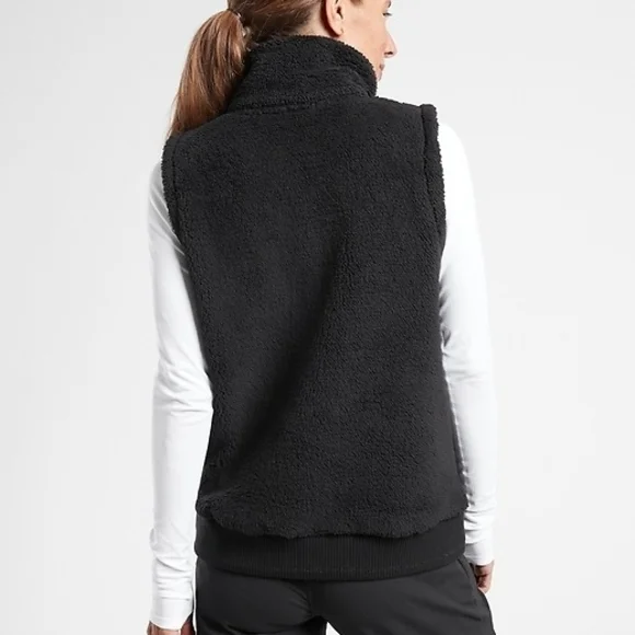 Athleta Tugga Black Sherpa Zip Vest NWT - Picture 3 of 8